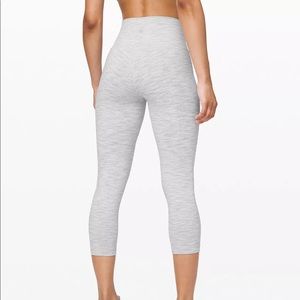 Lululemon Wunder Under Lined High-Rise Crop 21"